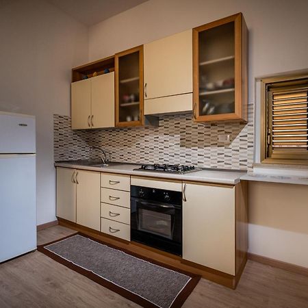 Casa Vacanza La Finestra Sul Porto Castellammare del Golfo Exteriör bild