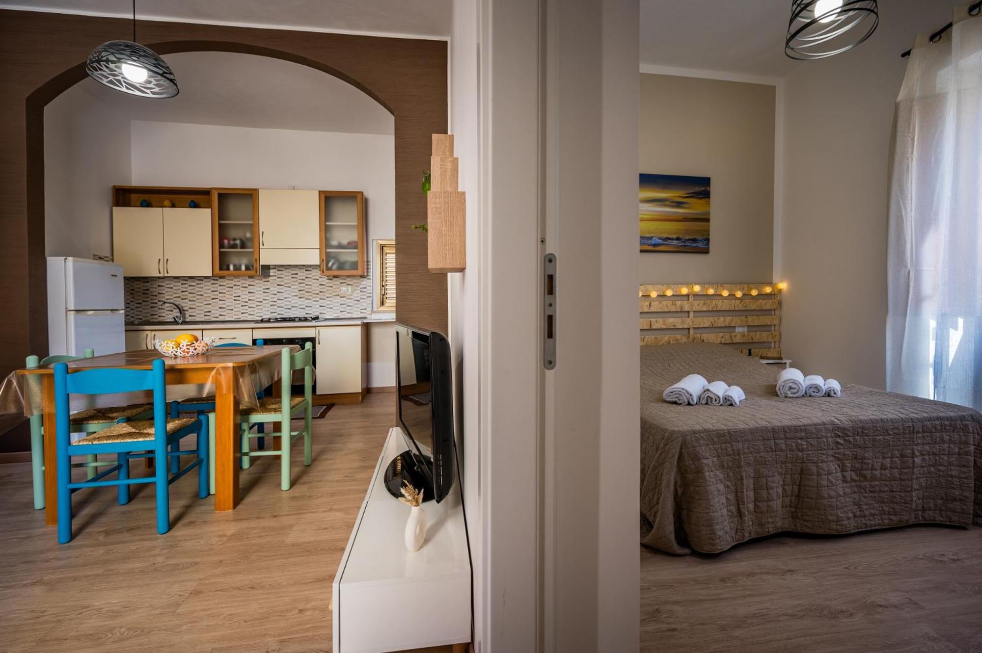 Casa Vacanza La Finestra Sul Porto Castellammare del Golfo Exteriör bild