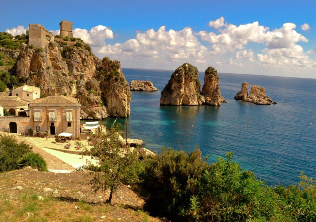 Casa Vacanza La Finestra Sul Porto Castellammare del Golfo Exteriör bild